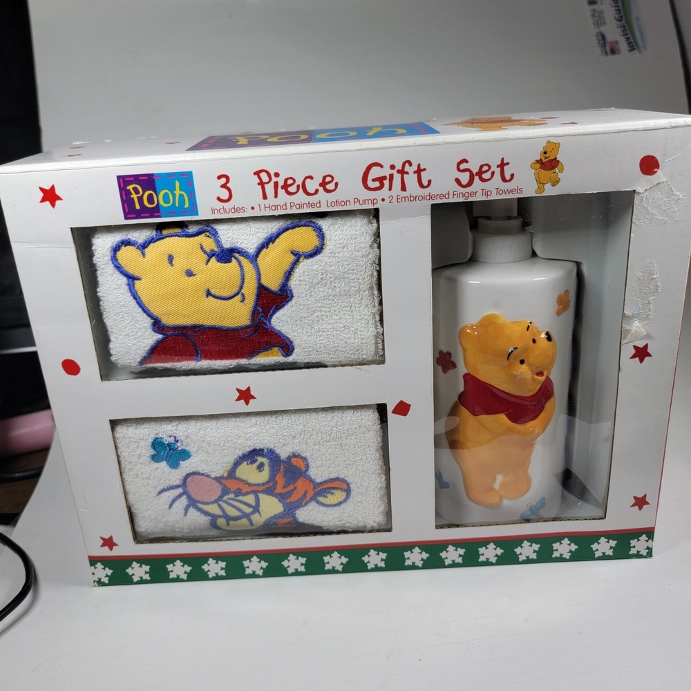 Vintage Disney Winnie The Pooh 3 Piece Hand-Painted‎ Ceramic Bathroom Set Towel